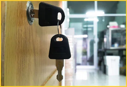 Miami Neighborhood Locksmith Miami, FL 305-744-5300 Miami Neighborhood Locksmith Miami, FL 305-744-5300 - 15-lock-and-key-service